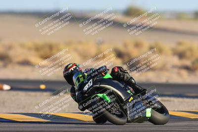 media/Nov-17-2024-CVMA (Sun) [[1fec520723]]/Race 17-Amateur Supersport Middleweight/